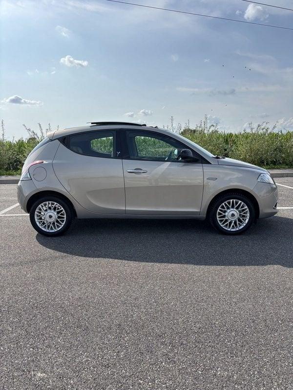 Lancia Ypsilon *TETTO APRIBILE* 1.3 multijet