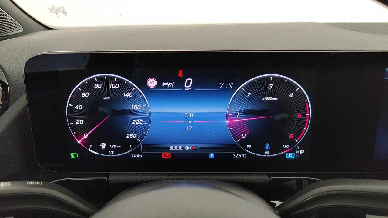 Mercedes-Benz GLA 200 d automatic