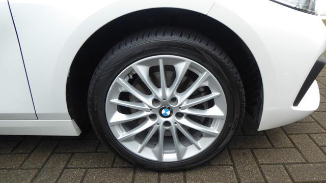 BMW 116 d 5p. Advantage Automatico