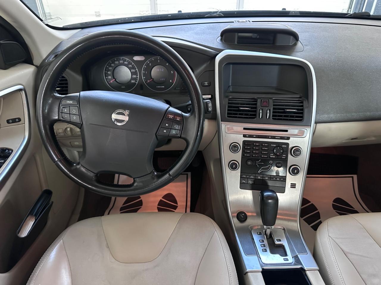 Volvo XC 60 XC60 2.4 D Momentum