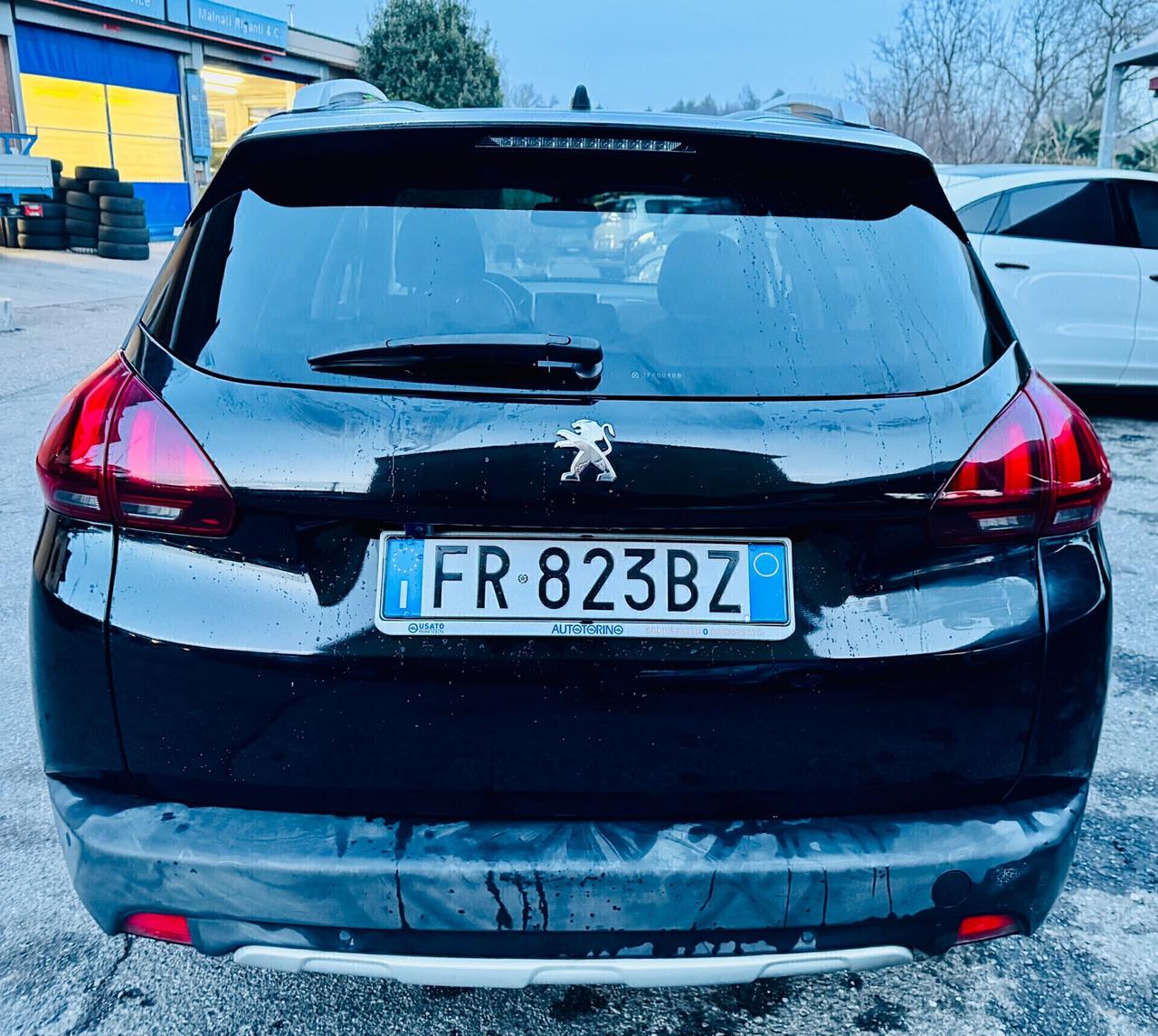 Peugeot 2008 PureTech Turbo 110 S&S Black Matt