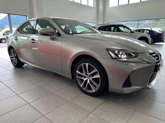 LEXUS IS 220d IS Hybrid Executive