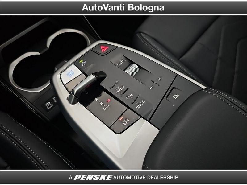 BMW iX1 eDrive 20 X-Line
