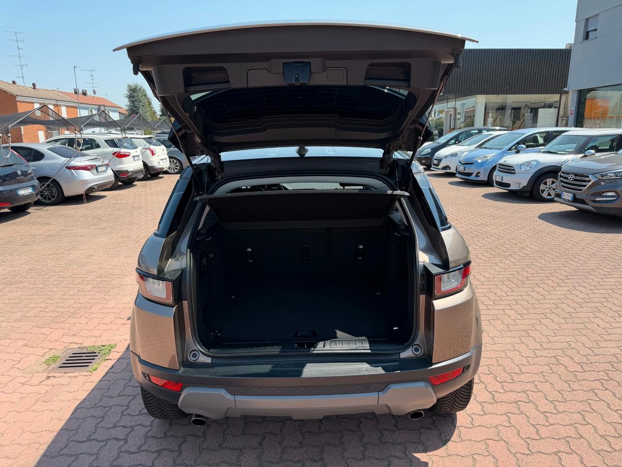 Land Rover Range Evoque 2.0 TD4 150 CV 5p. Pure