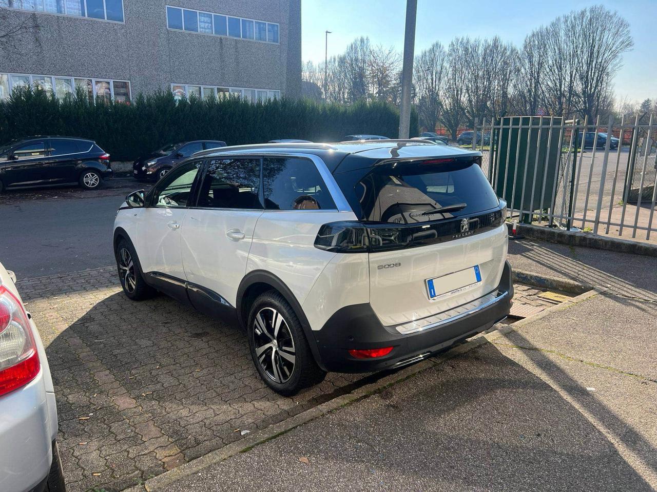 PEUGEOT 3008 BLUEHDI 130 S&S ALLURE