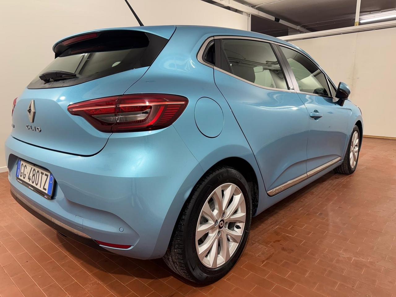 Renault Clio Hybrid E-Tech 140 CV Intens* NEOPATENTATI *