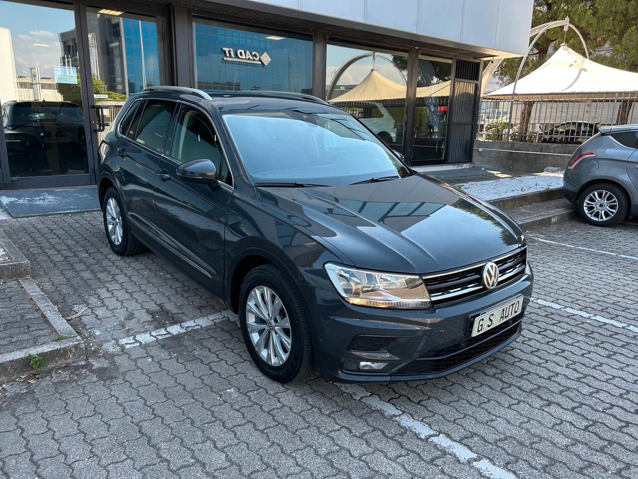 Volkswagen Tiguan 1.6 tdi Business 115cv GRANDINATA