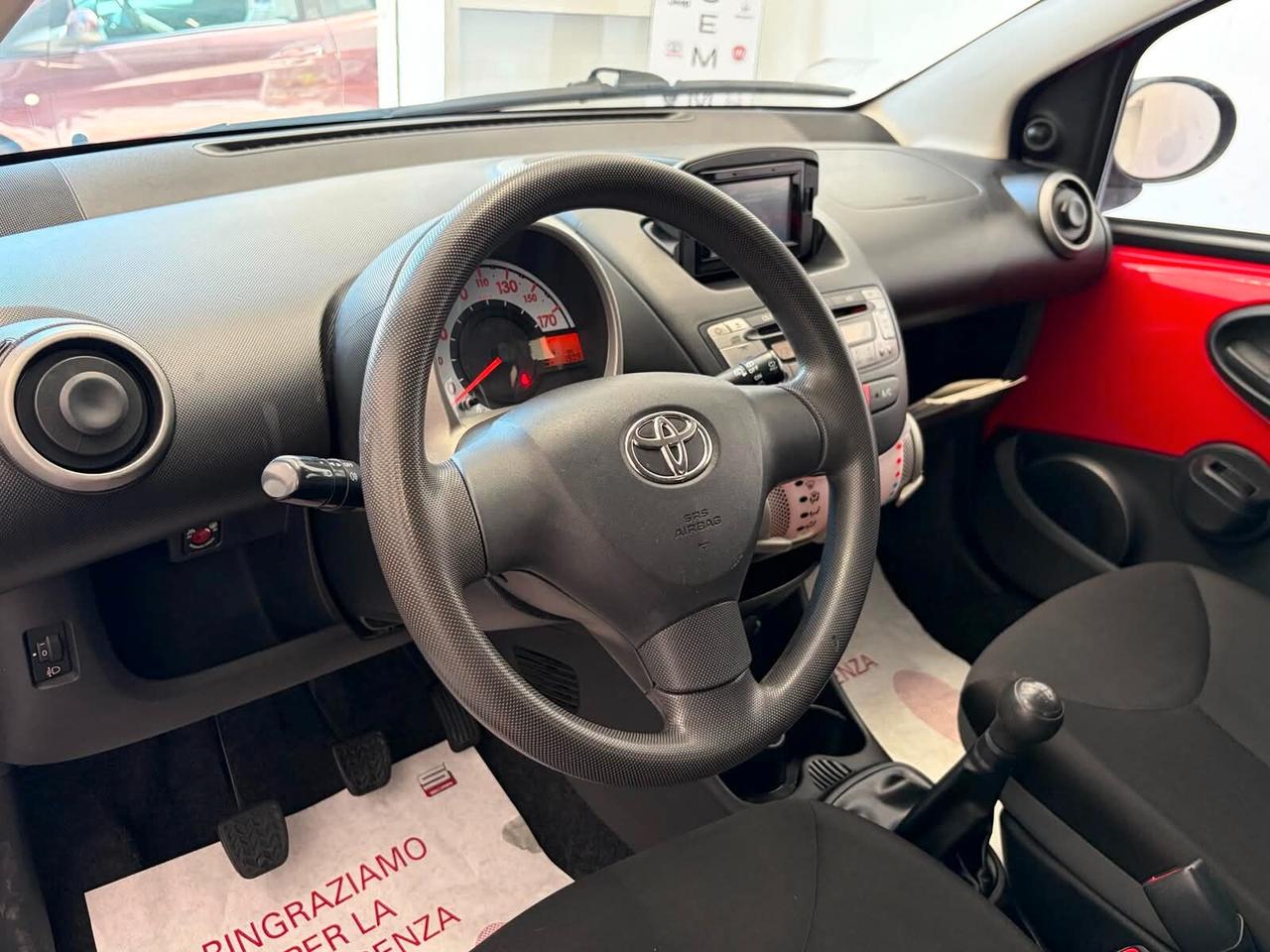 Toyota Aygo 1.0 68Cv Connect Led 12 MESI DI GARANZIA