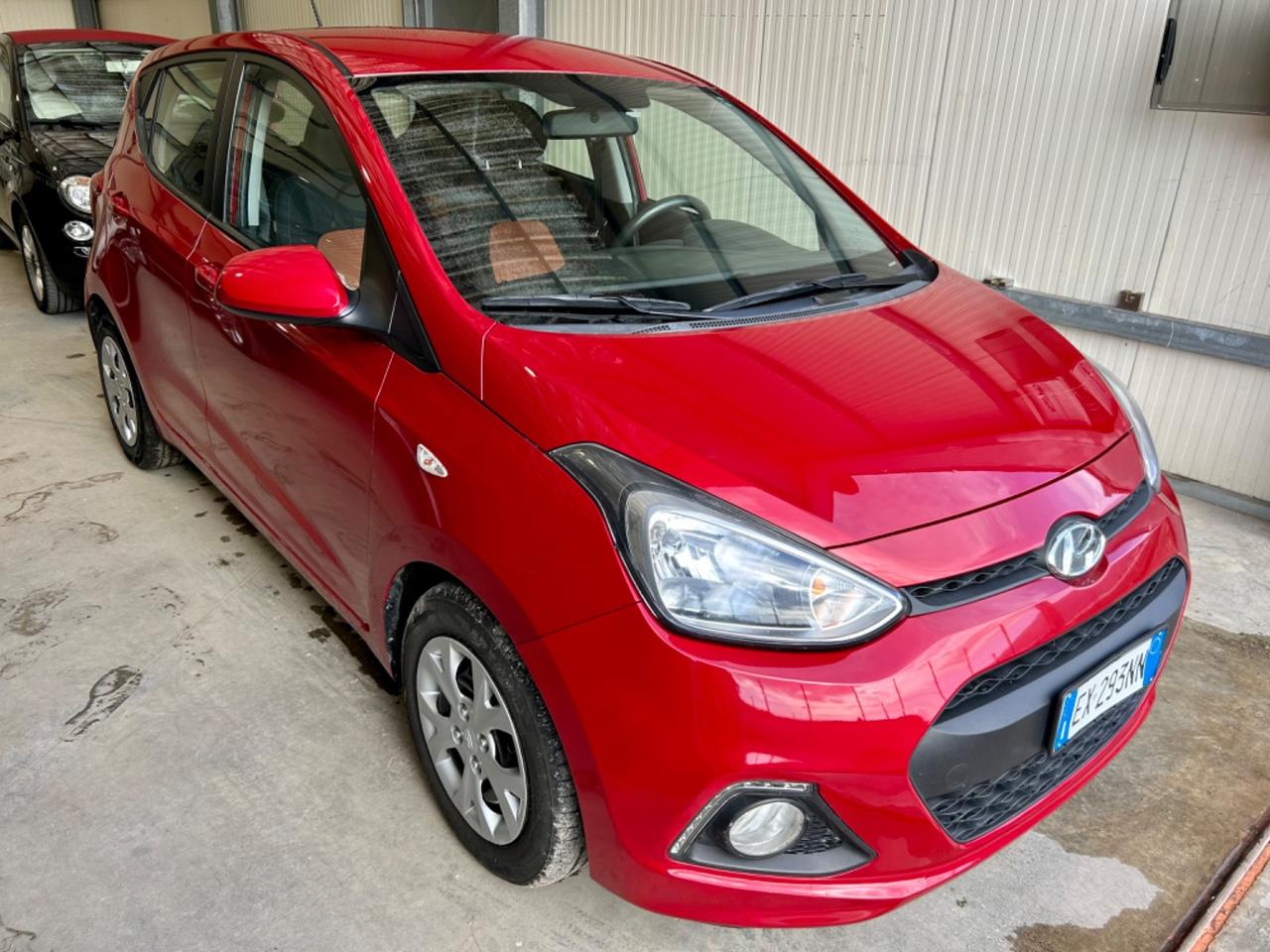 Hyundai i10 Login