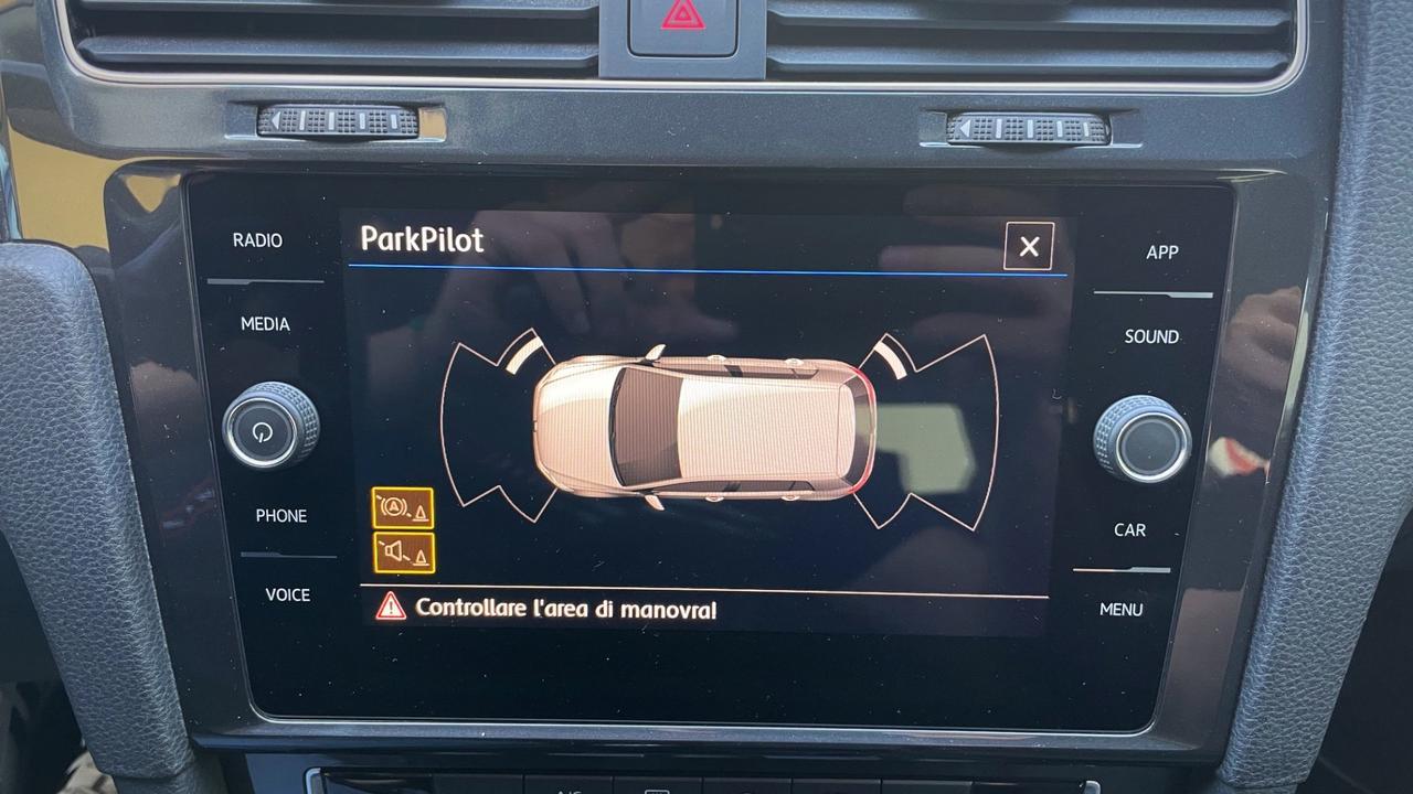 Volkswagen Golf 7.5 1.6 TDI Business - 2019