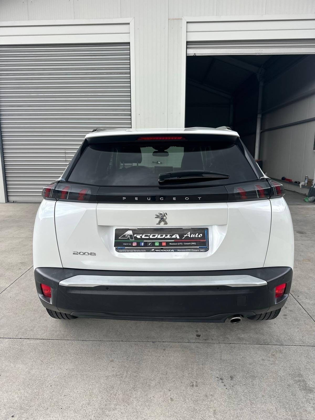Peugeot 2008 BlueHDi 130 S&S EAT8 GT Pack