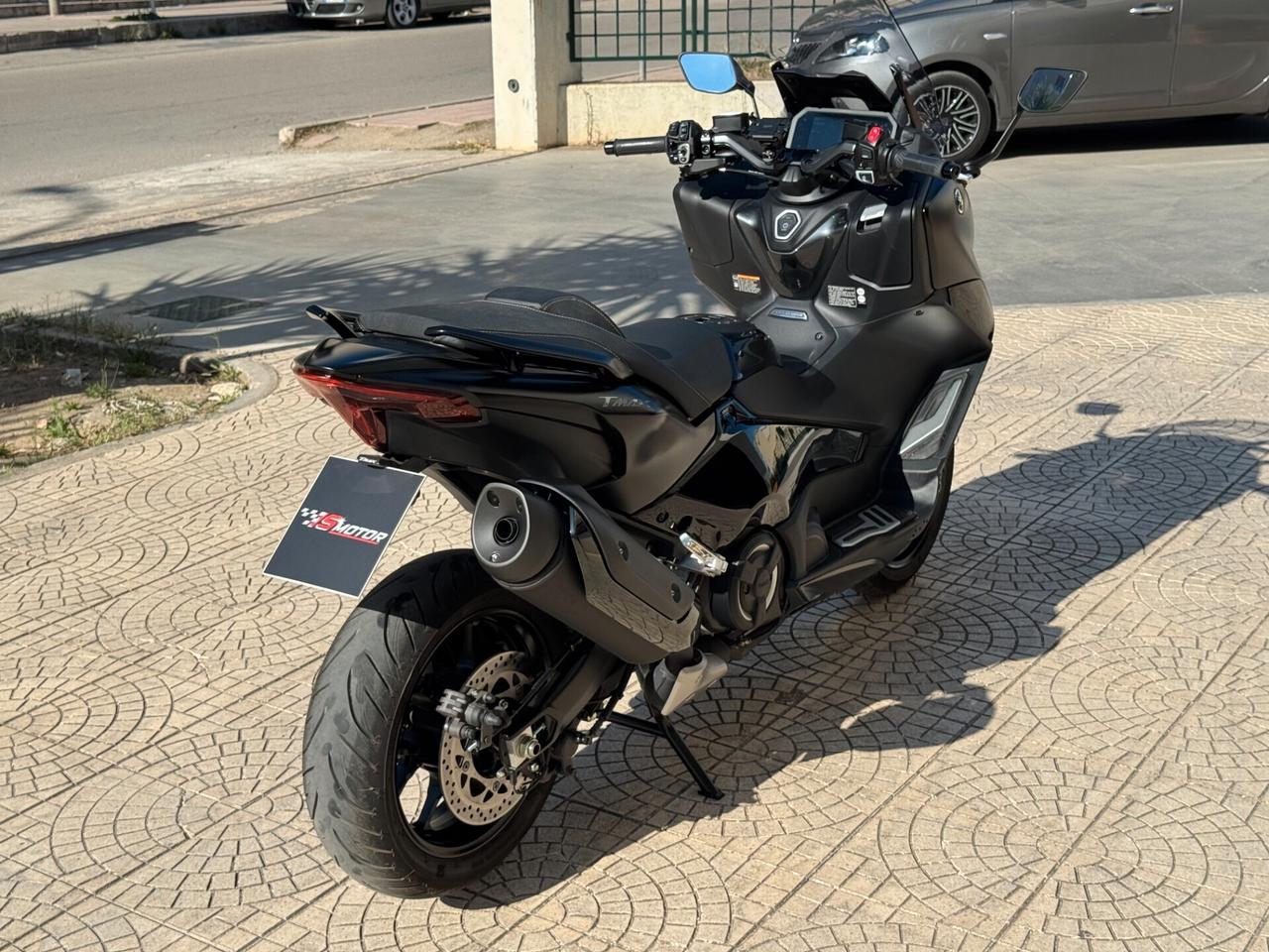 YAMAHA T-MAX 560 TECH-MAX