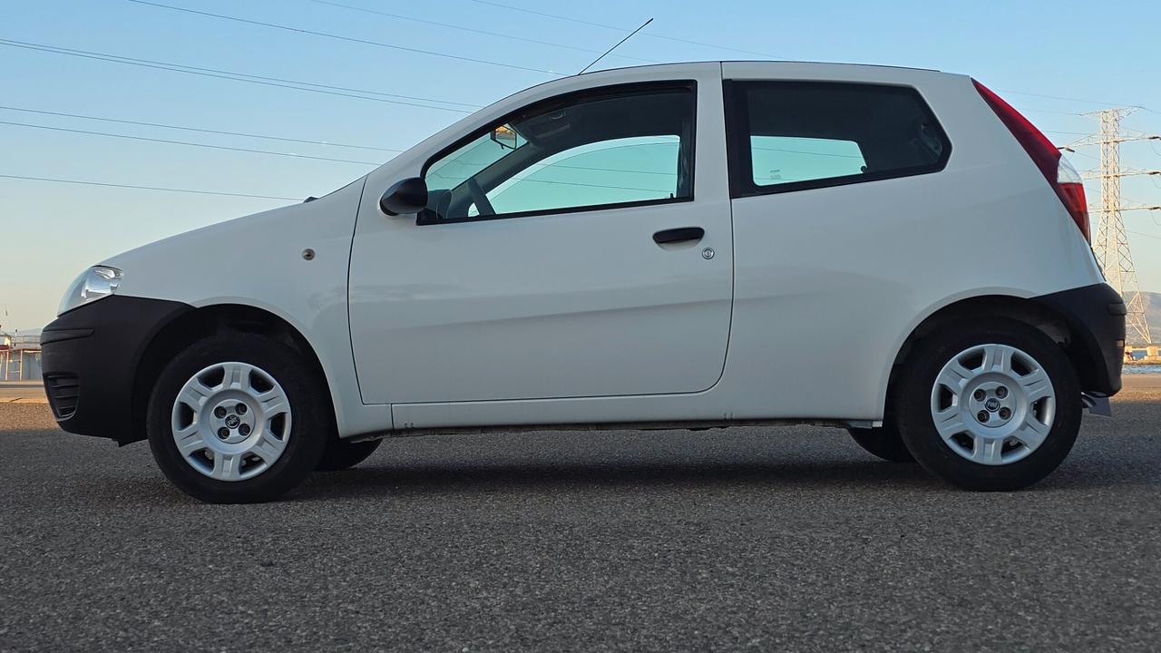 Fiat Punto 1.2 3 porte Active