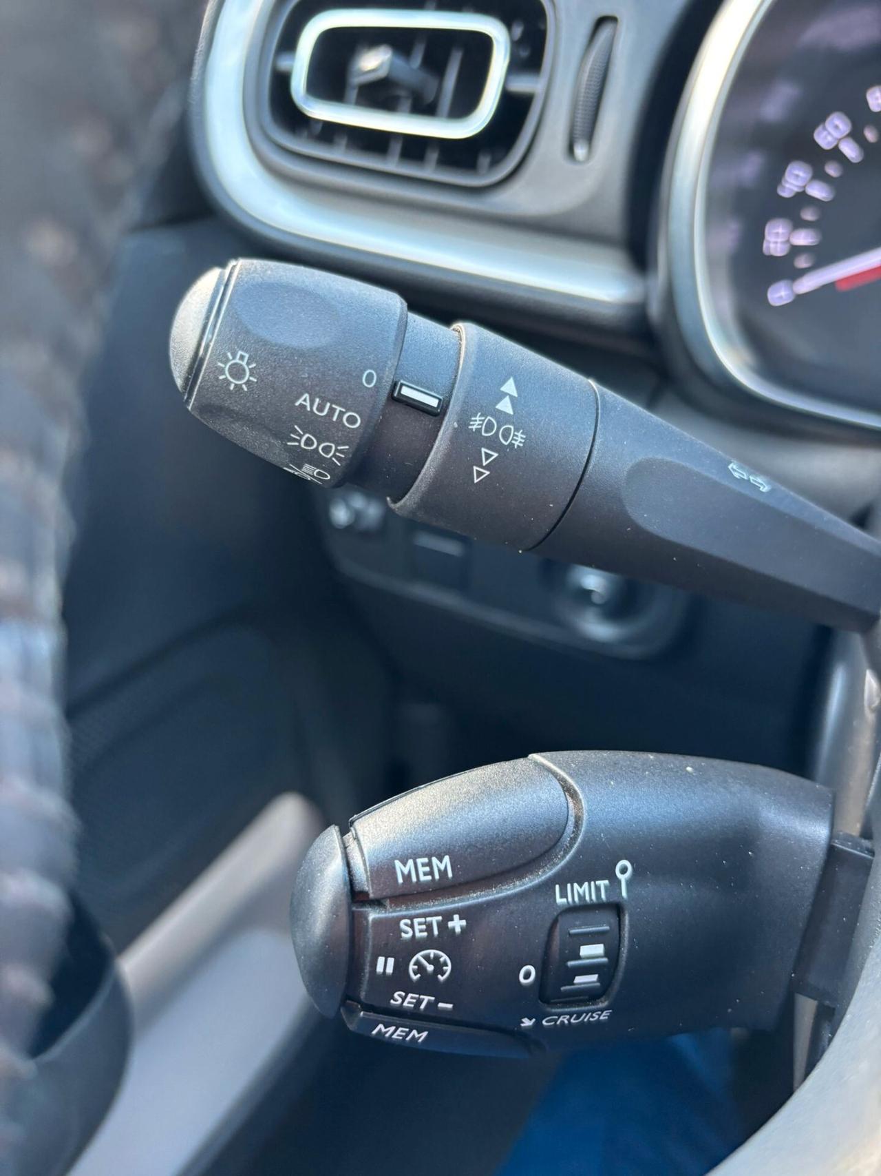 Citroen C3 PureTech 83 S&S Shine Pack