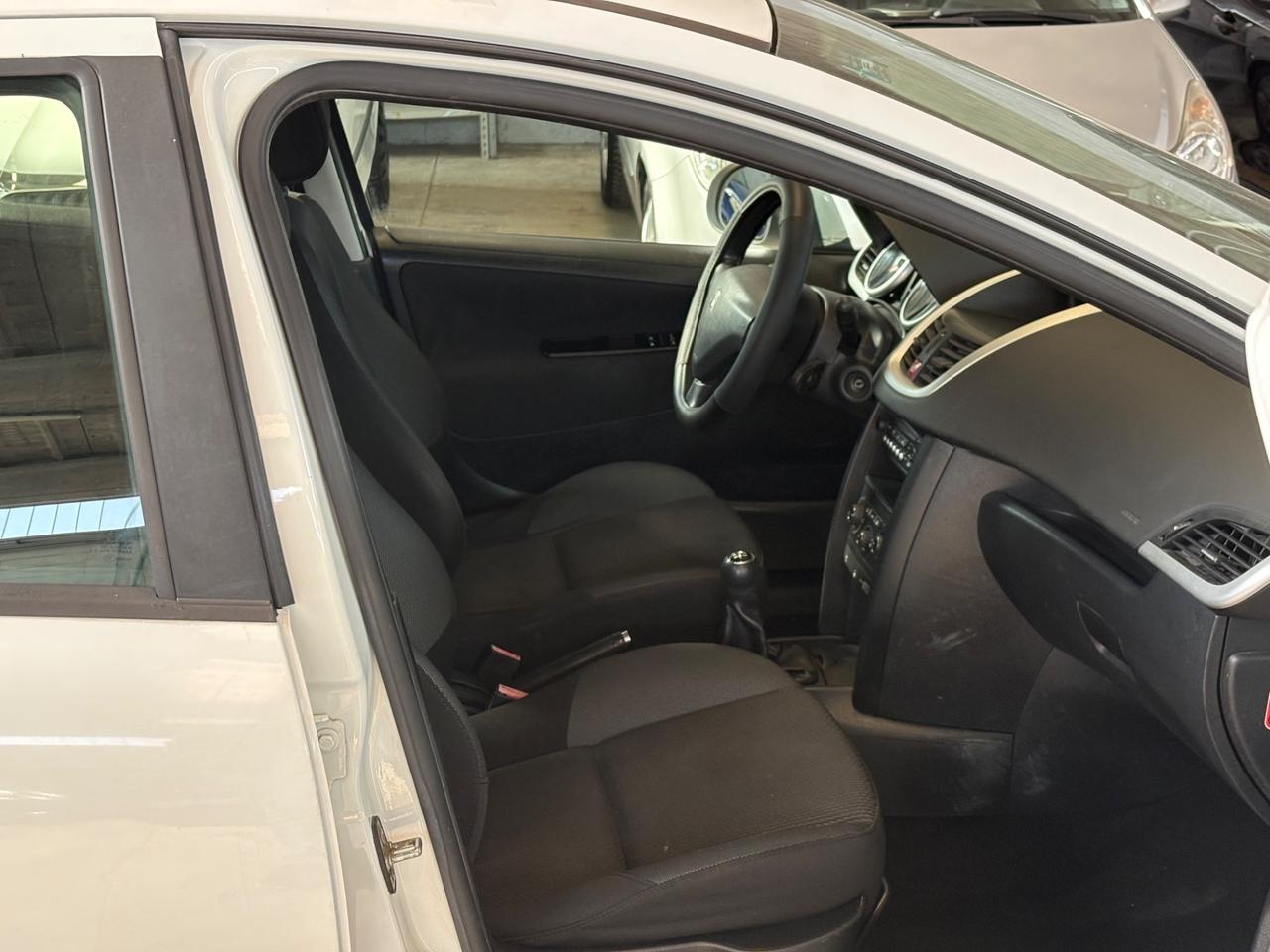 Peugeot 207 1.4 8V 75CV 5p. Energie Sport ECO GPL