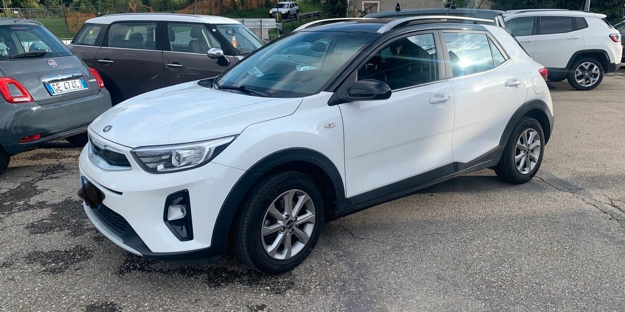 Kia Stonic-gpl-2020-120000 km -unico proprietario-tagliandata , ancora 2 anni garanzia kia