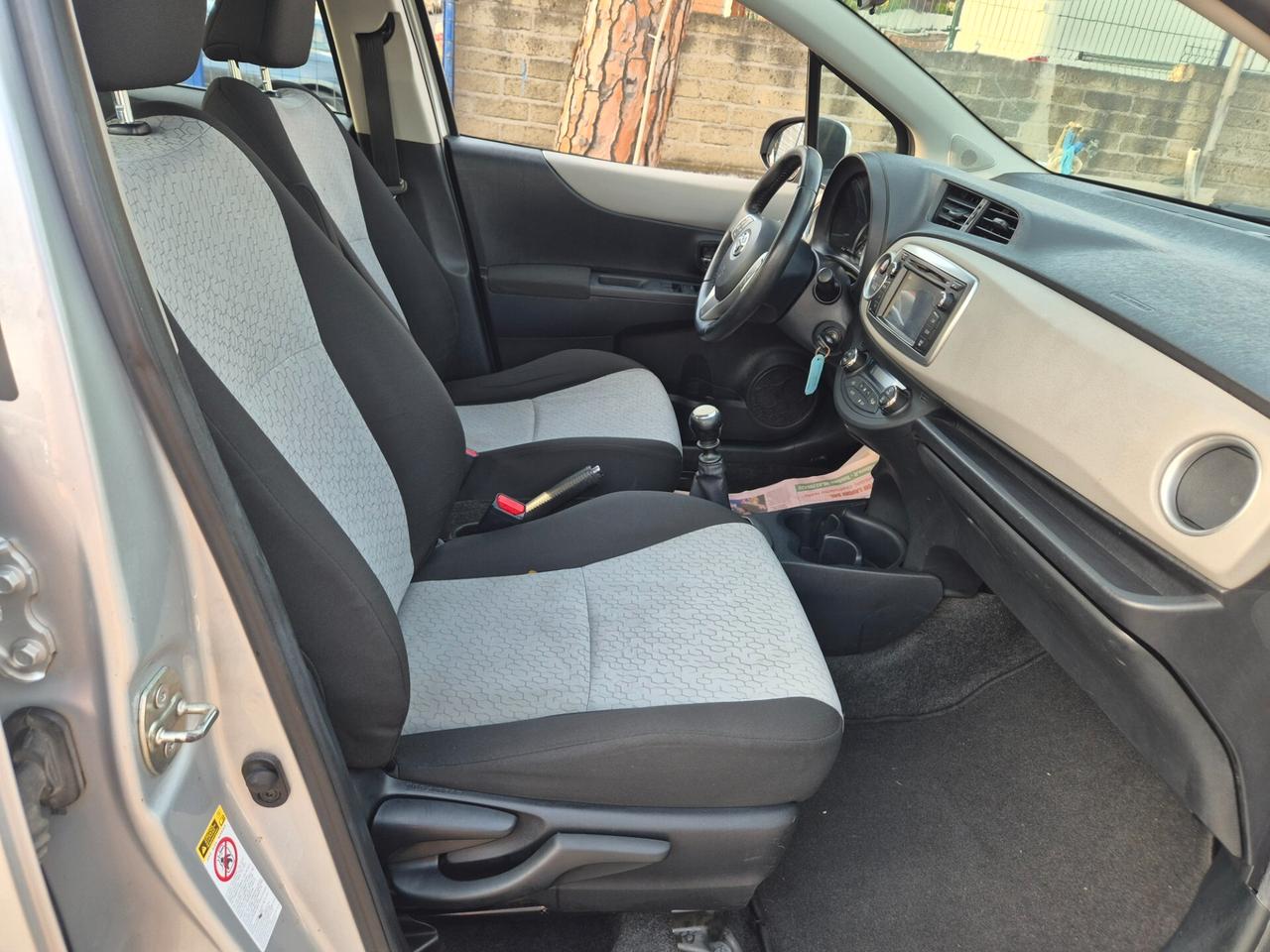 Toyota Yaris 1.4 D-4D 5 porte Lounge