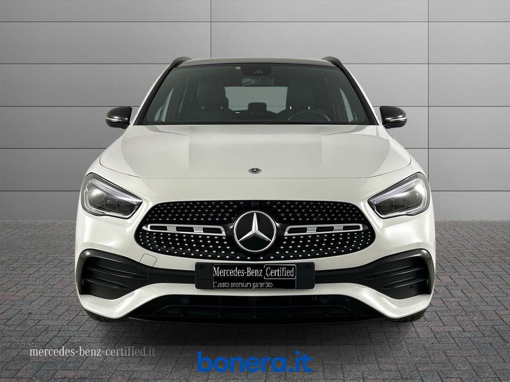 Mercedes GLA 200 200 D Premium 8G-DCT