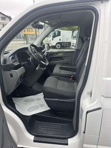 Volkswagen T6.1 Caravelle 2.0TDI DSG 150cv E6D Trend Gancio Tr 2Clima 9Posti