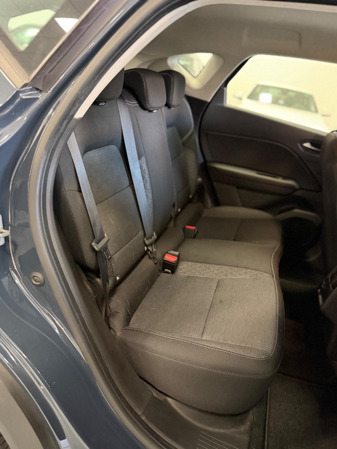 RENAULT CAPTUR 1.6 E-TECH HYBRID 145CV ANNO 2023 KM 99.000 CAMBIO AUTOMATICO