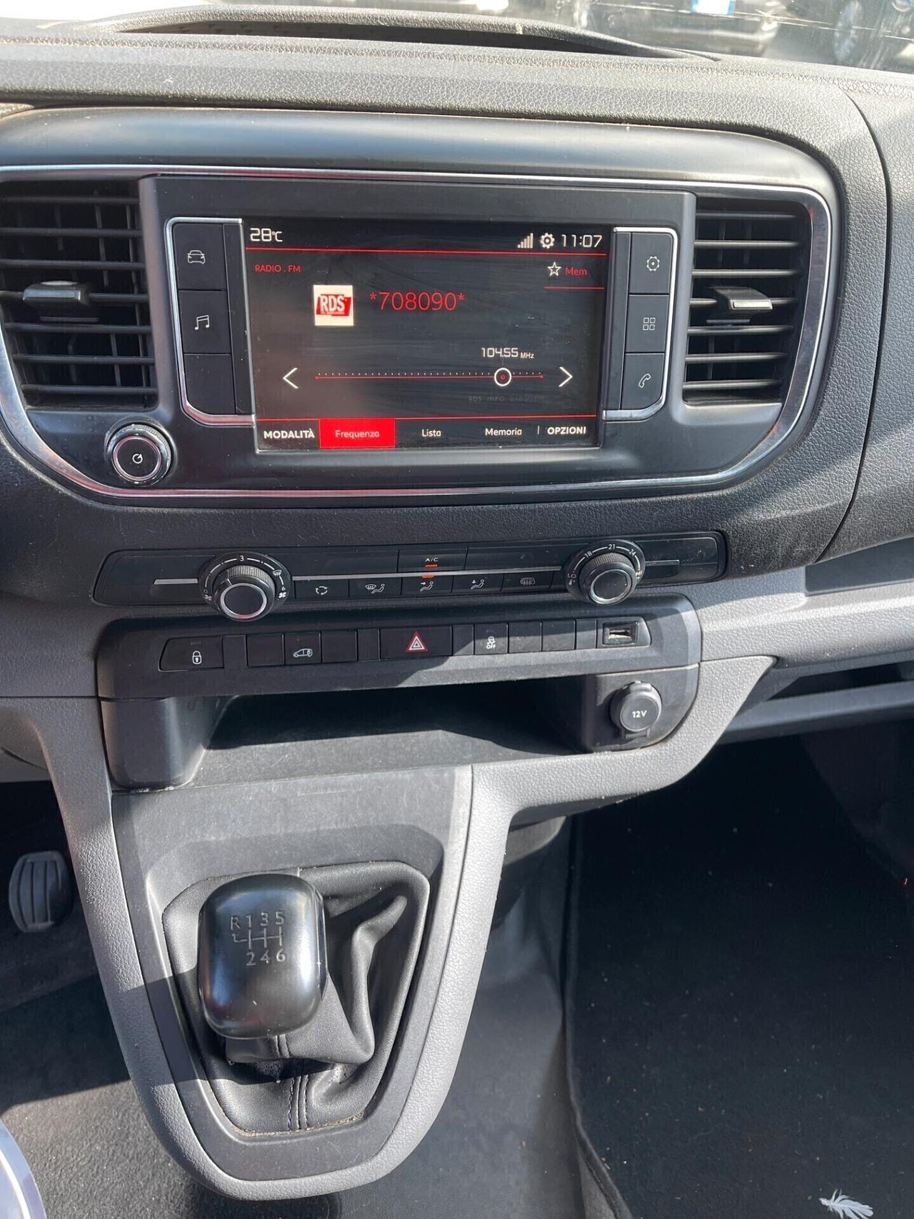 Citroen Jumpy 3 posti