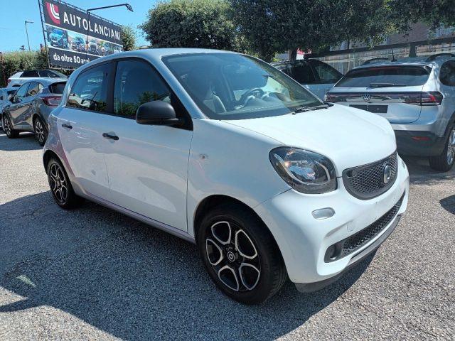 SMART ForFour 1000 YOUNGSTER KW 52 NAVI CERCHI VOLMULTI ITALIA