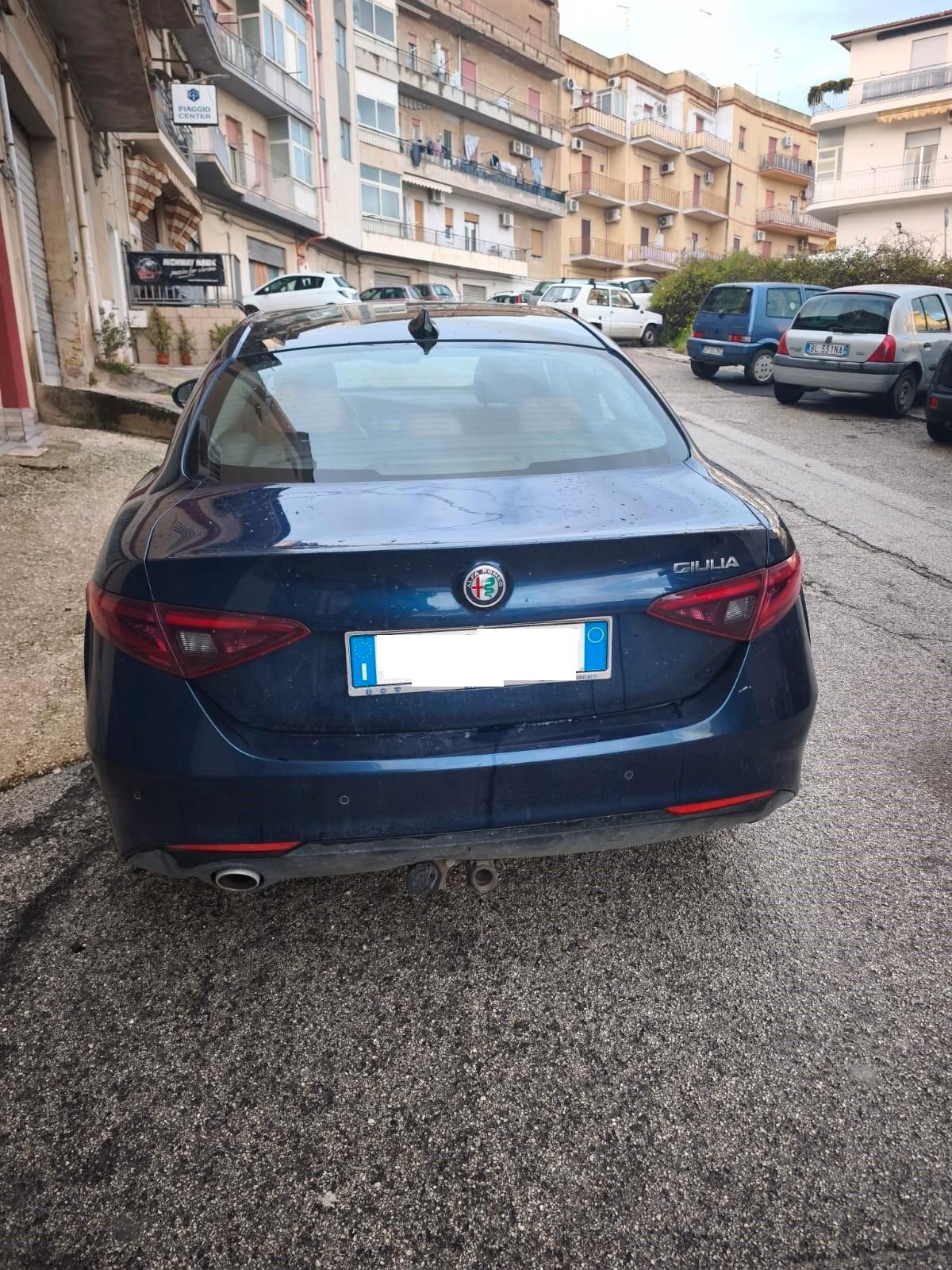Alfa Romeo Giulia 2.2 Tdi 150 CV Super - 2017