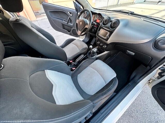 Alfa Romeo MiTo 1.3 JTDm 85 CV S&S Distinctive