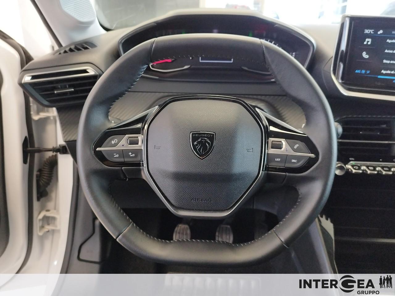 PEUGEOT 208 1.2 puretech Active s&s 100cv