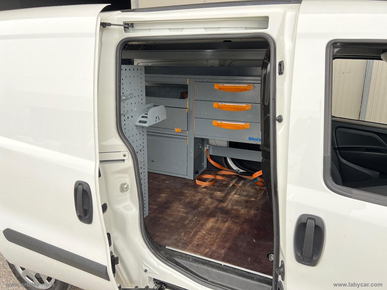 Doblò 1.6MJT 105 PL-TN Cargo Maxi Lam.SX