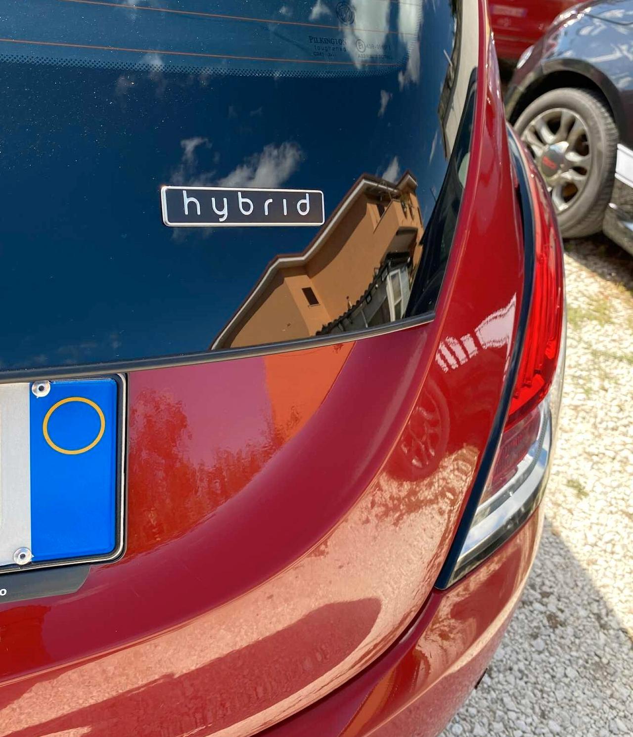 Lancia Ypsilon 1.0 Hybrid Ok Neop.
