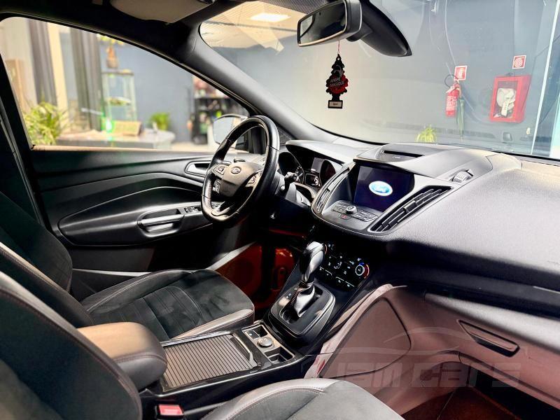 Ford Kuga 2.0 tdci ST-Line s&s awd 150cv powershift my19.25