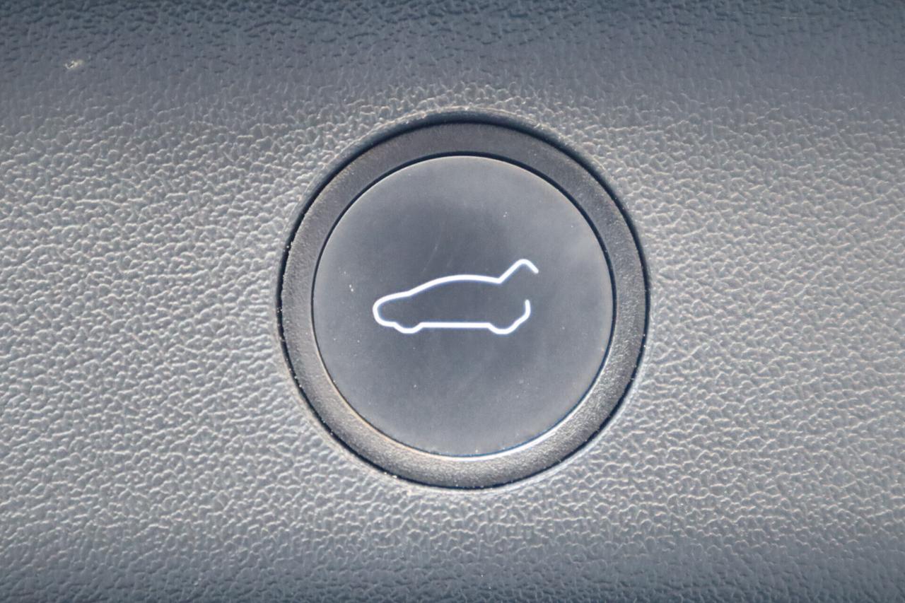 Tesla Model Y 299CV - POMPA DI CALORE - CAMERA