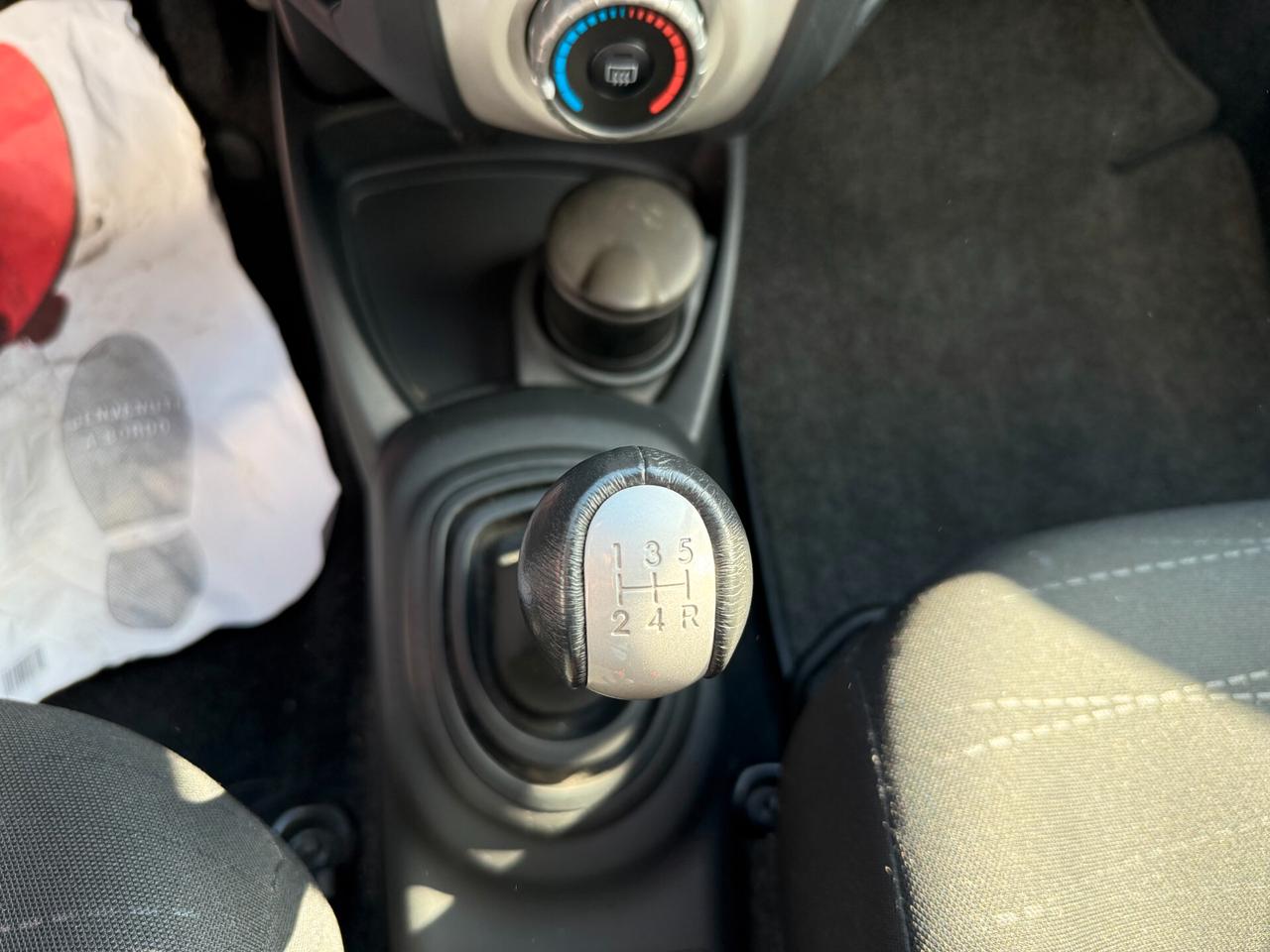 Toyota Yaris 1.0 5 porte