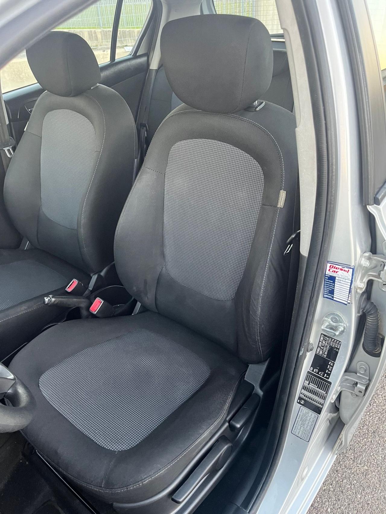 Hyundai i20 1.1 CRDi 5p. Sound Edition