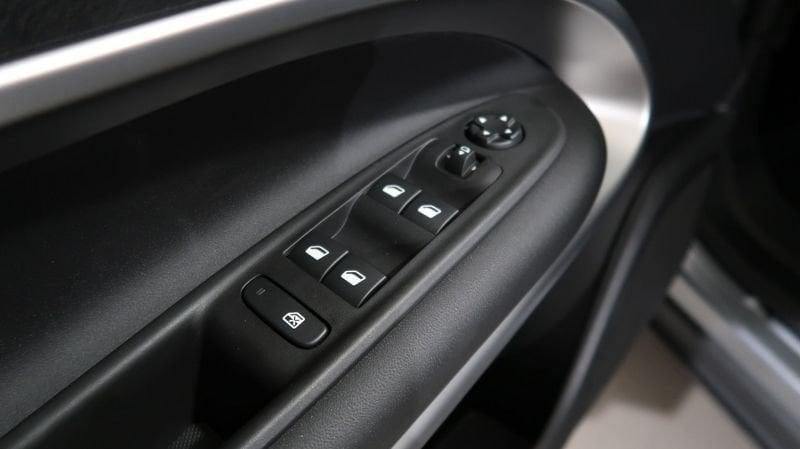 Jeep Avenger e-Hybrid 1.2 MHEV e-Hybrid Turbo Summit # TETTO APRIBILE #