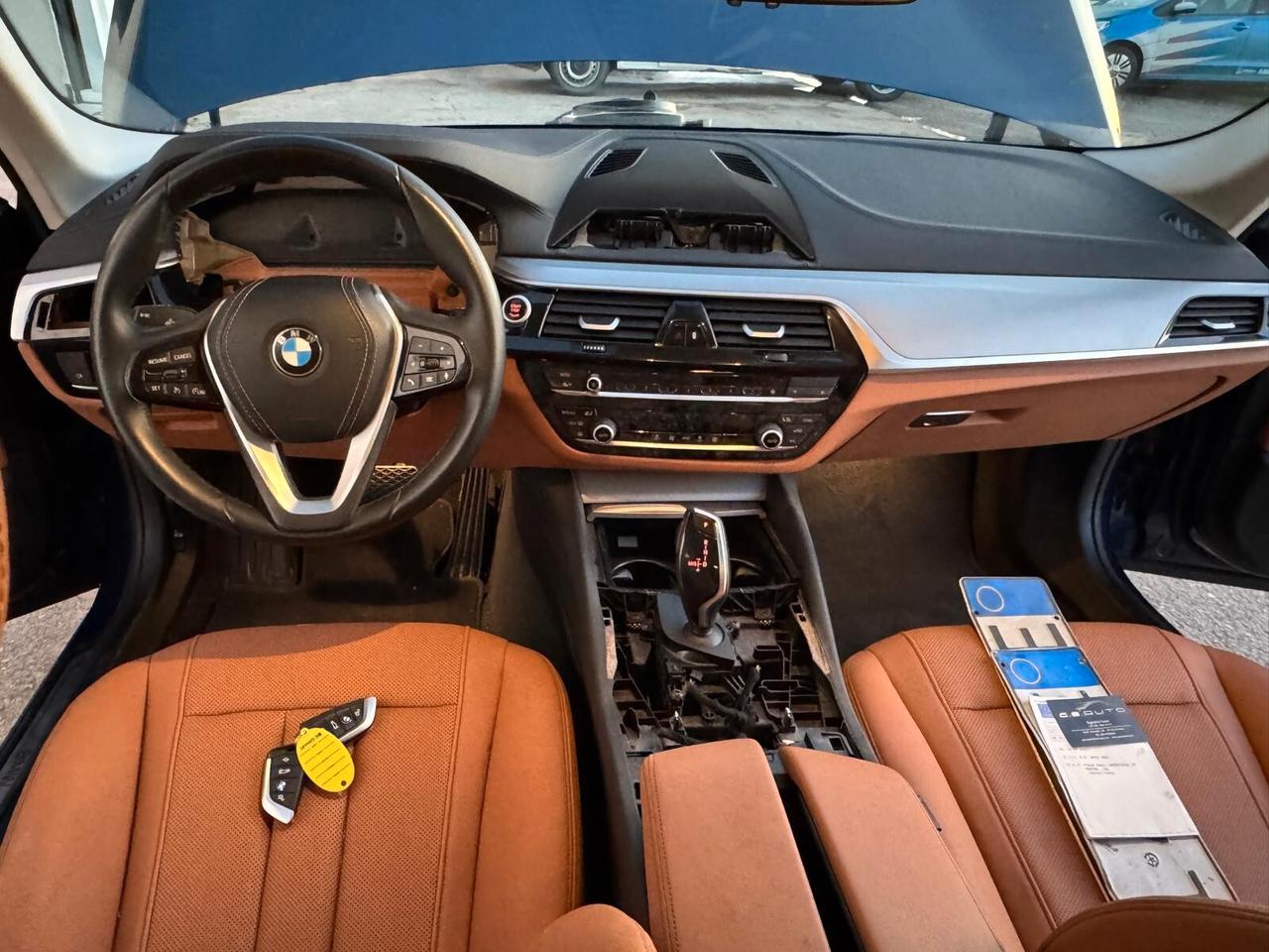 BMW 520 d Touring mhev 48V xdrive Luxury FURTO PARZIALE