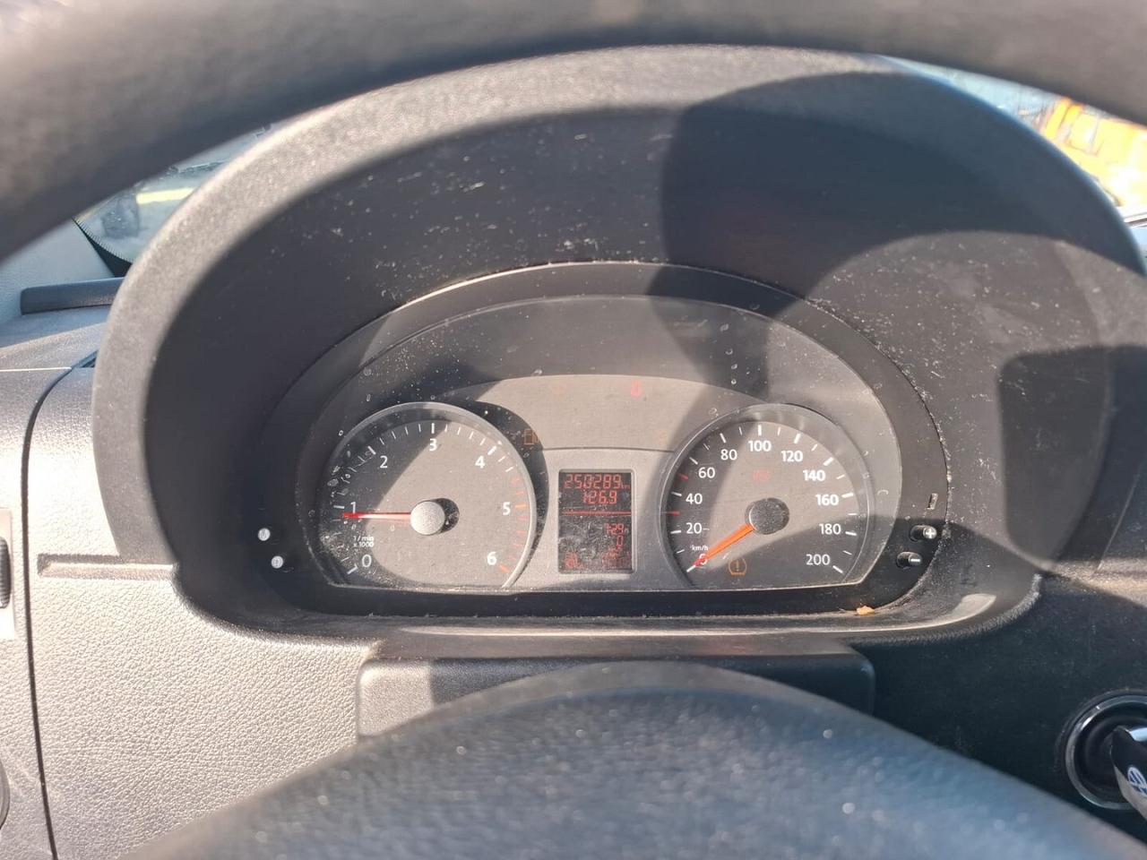 VW CRAFTER 2.0 SINISTRATO 9 POSTI MARCIANTE