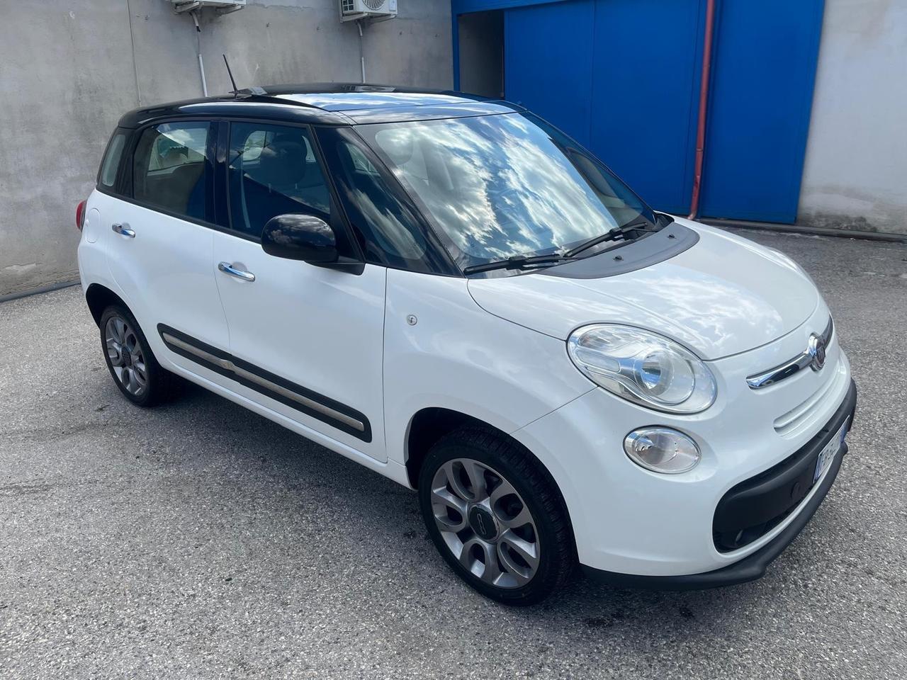 Fiat 500 L-900 metano Lounge- t.apr-11/2015