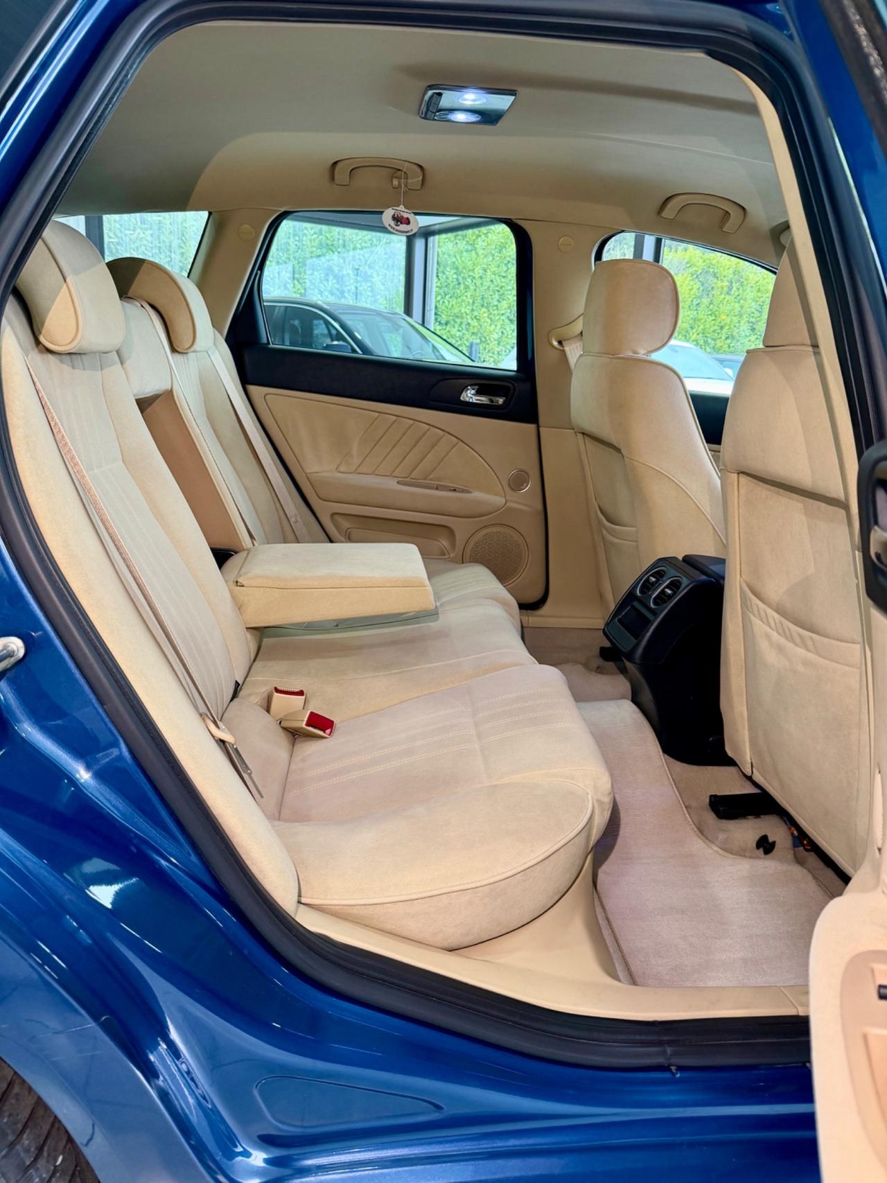 Alfa Romeo 159 1.9 JTDm Sportwagon Distinctive