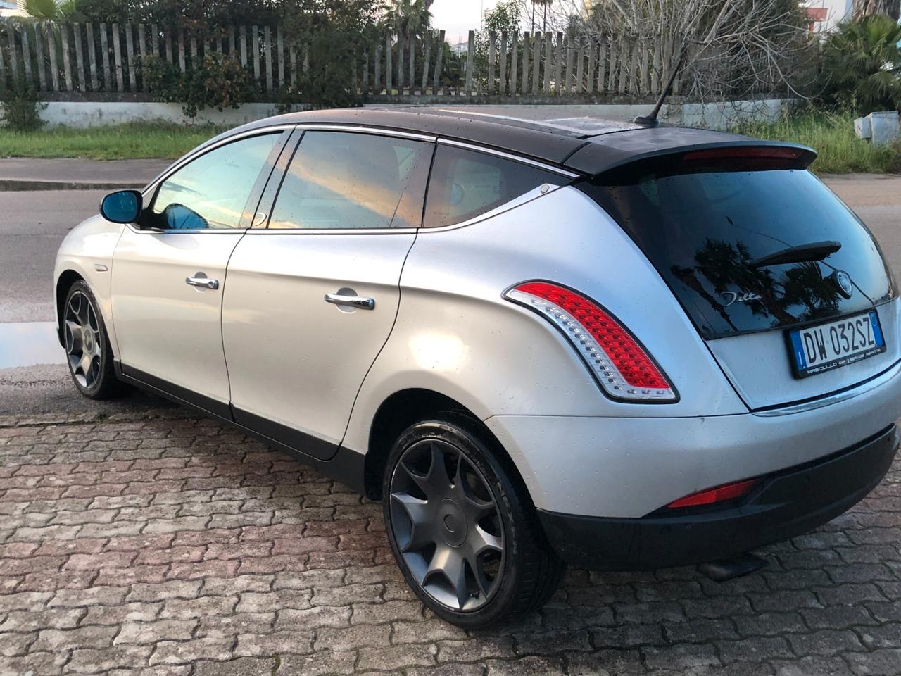 Lancia Delta 1.9 MJT Twinturbo DPF Executive