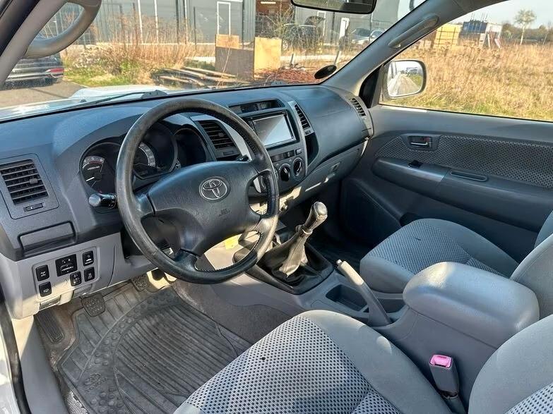 Toyota Hilux 2.5 D-4D 4WD 2p. Extra Cab DLX