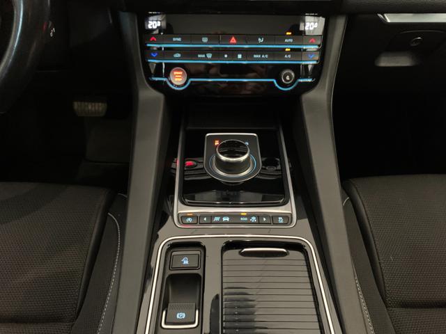 JAGUAR F-Pace 2.0 D 180 CV AWD aut. R-Sport