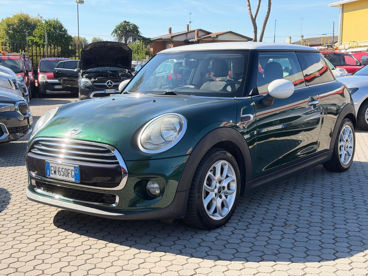 Mini Cooper D IV 2014 1.5 3p