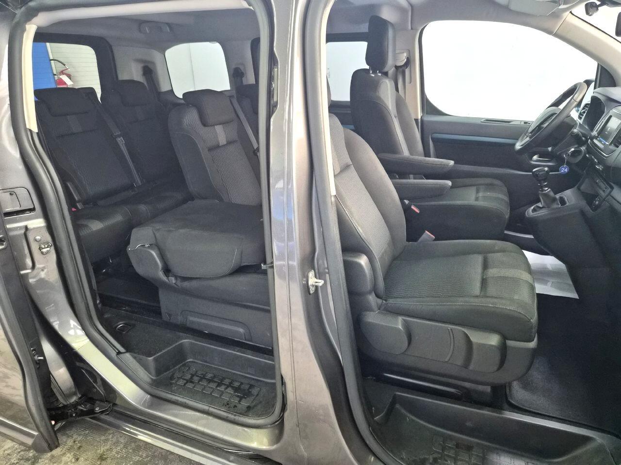 Peugeot Expert 8 POSTI BlueHDi Full Optional