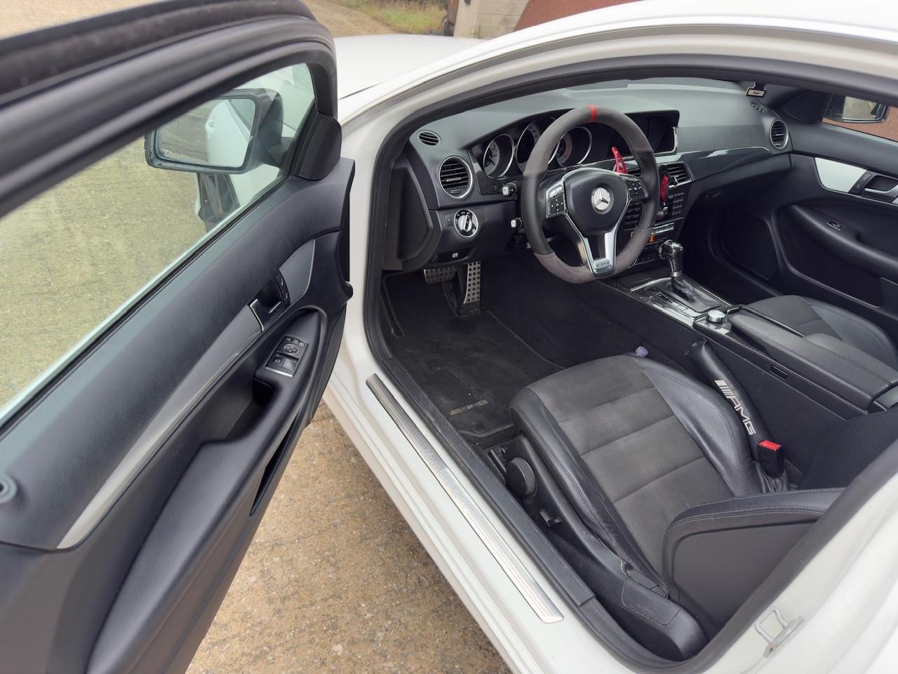 Mercedes-benz C 220 CDI Coupé Avantgarde AMG