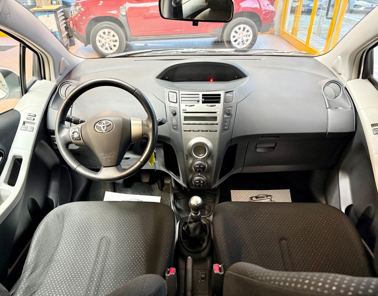Toyota Yaris 1.4D-4D 90cv 5porte Neopatentati
