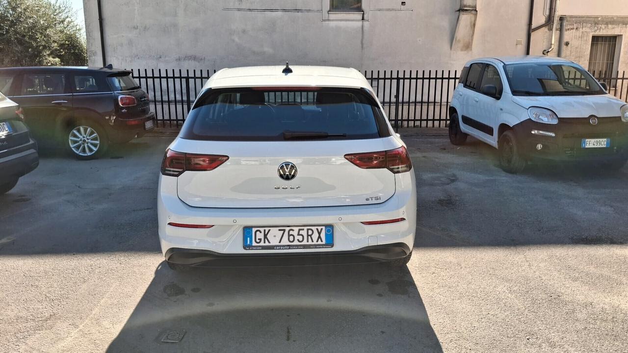 Volkswagen Golf 1.0 TSI EVO Life DSG (ECOBONUS)