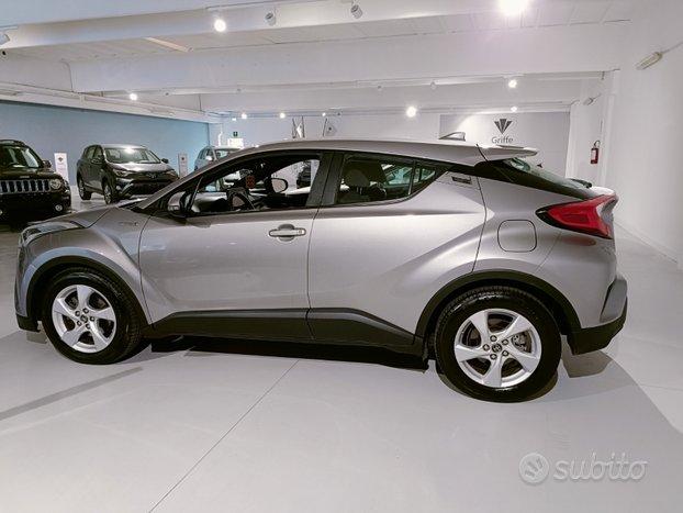 TOYOTA C-HR 1.8 Hybrid, AZIENDALE - 2019