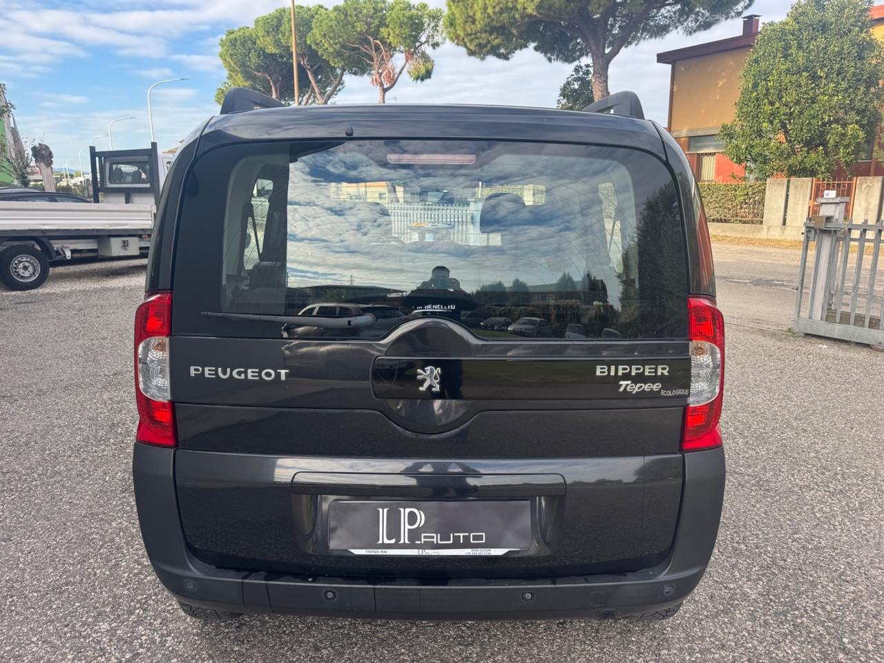 Peugeot Bipper Tepee 1.4 75CV Outdoor